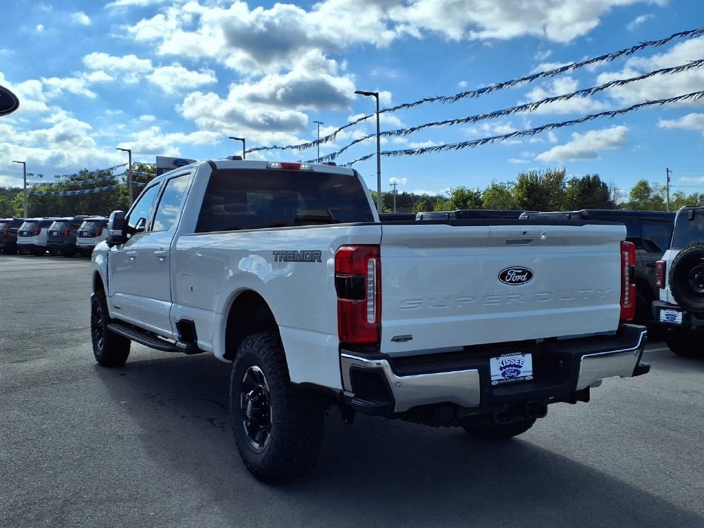 New 2027 Ford F-250SD F-250® Lariat® TRUCK