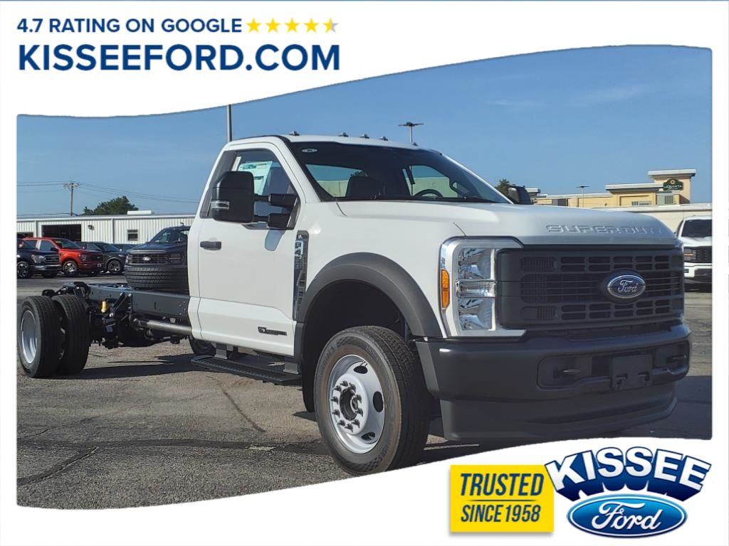 2024 Ford F-450 Super Duty Chassis Cab XL's photo