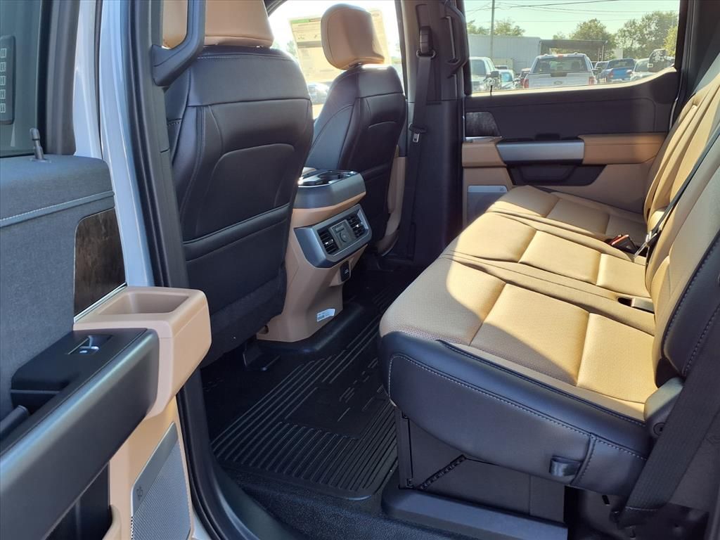 2026 Ford F-350 Super Duty XL - Photo 8