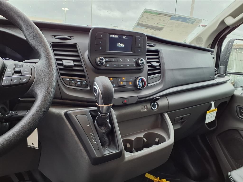 2025 Ford Transit photo 3
