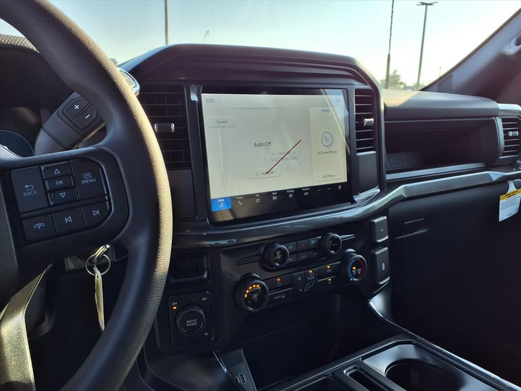 2025 Ford F-150 STX photo 3