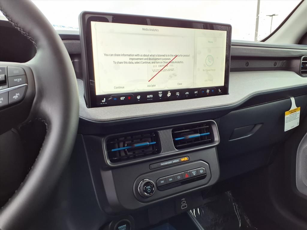 2025 Ford Maverick XLT photo 4