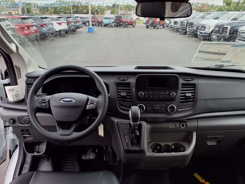 2025 Ford Transit photo 2