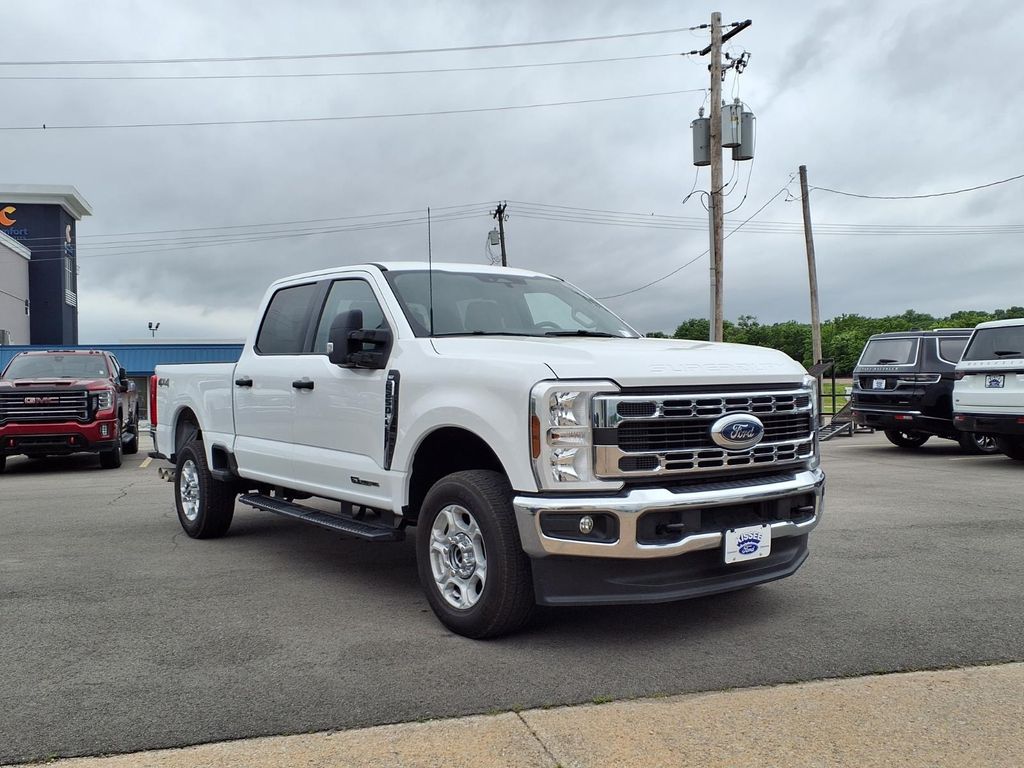 2025 Ford F-250 XLT 4x4 Crew Cab 6-3/4' Box's photo