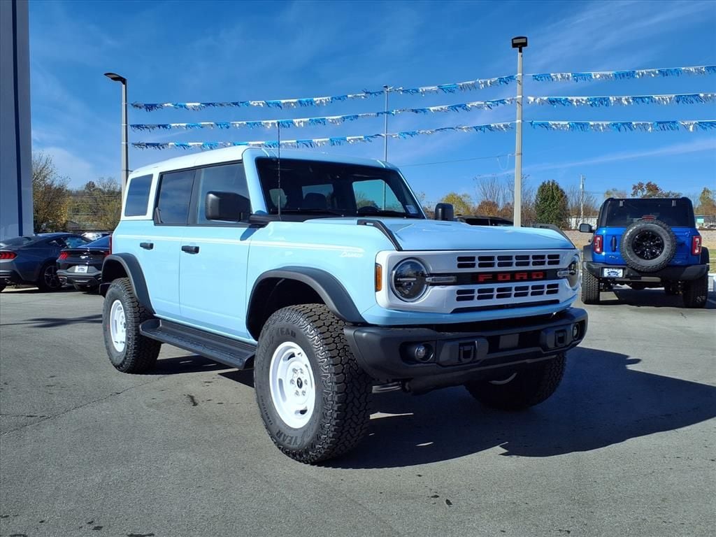 2025 Ford Bronco 4-Door Heritage Editon's photo
