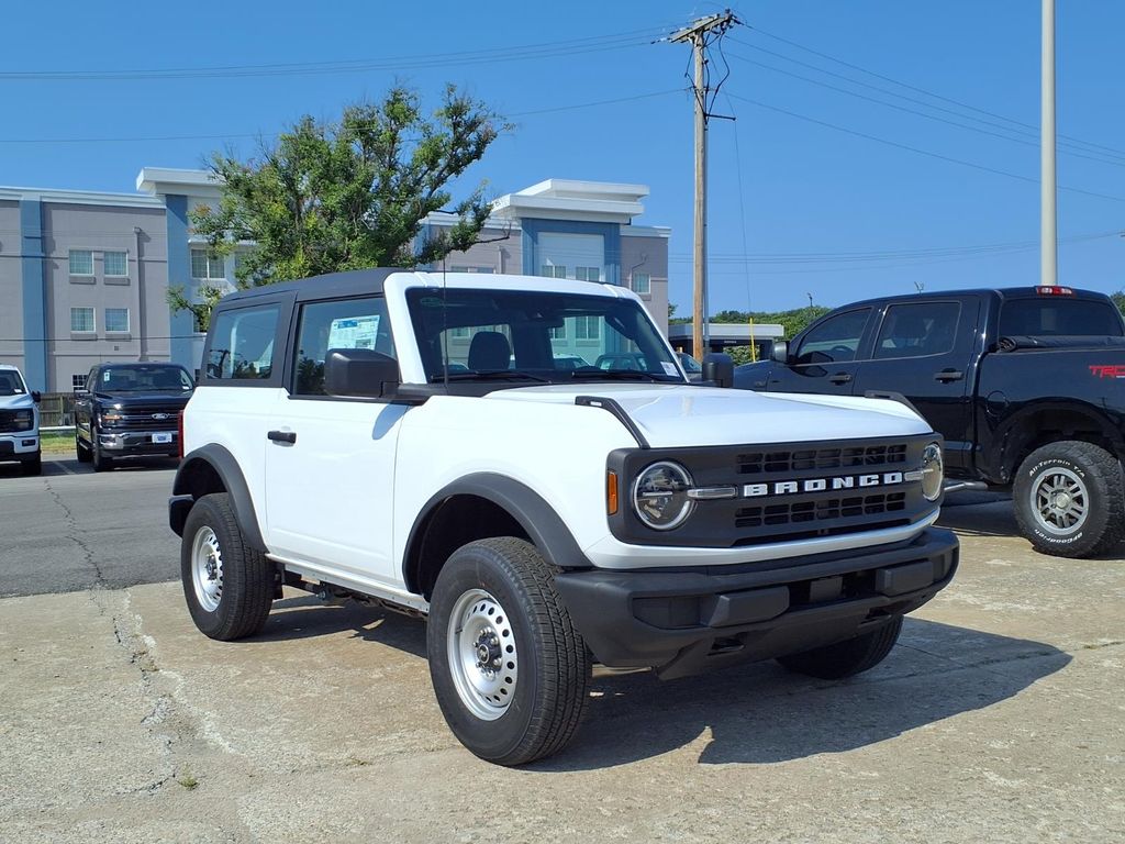 2026 Ford Bronco 2-Door Base
