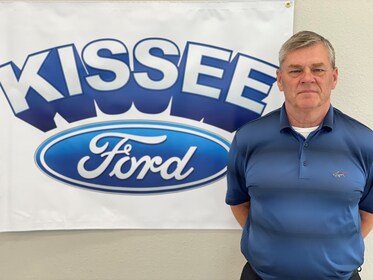 Staff member Mike Anderson from ID_66ee87e78718