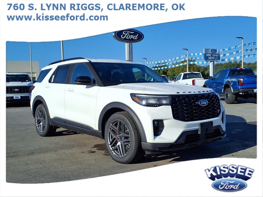 2025 Ford Explorer ST's photo