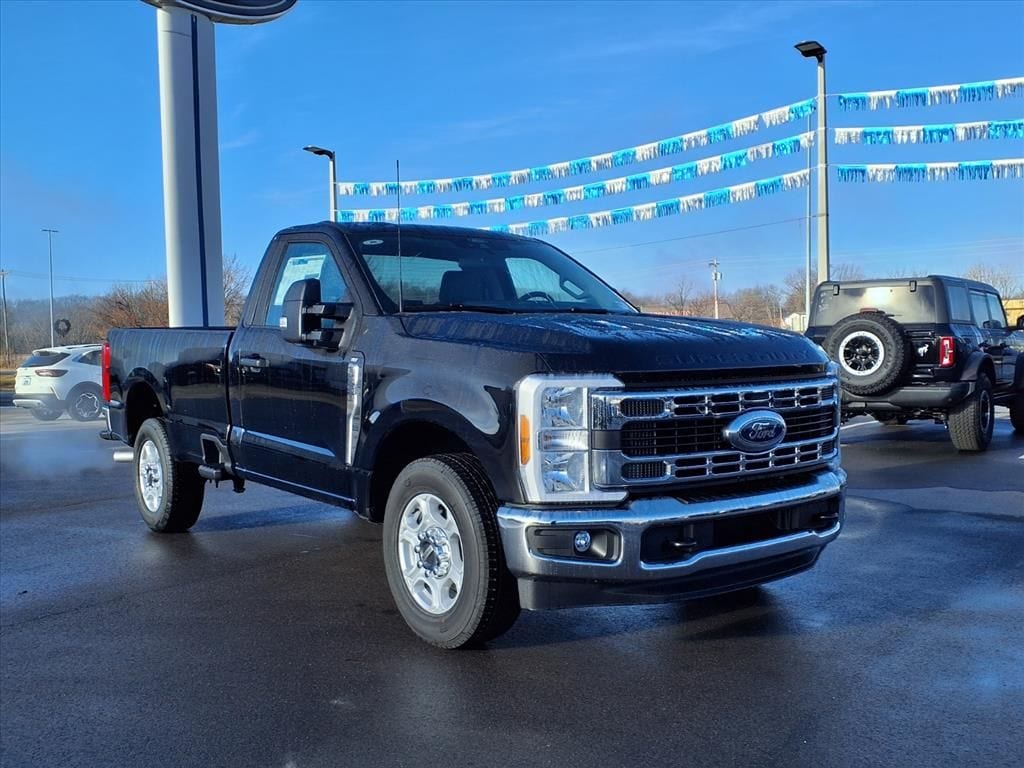 2026 Ford F-350 Base's photo