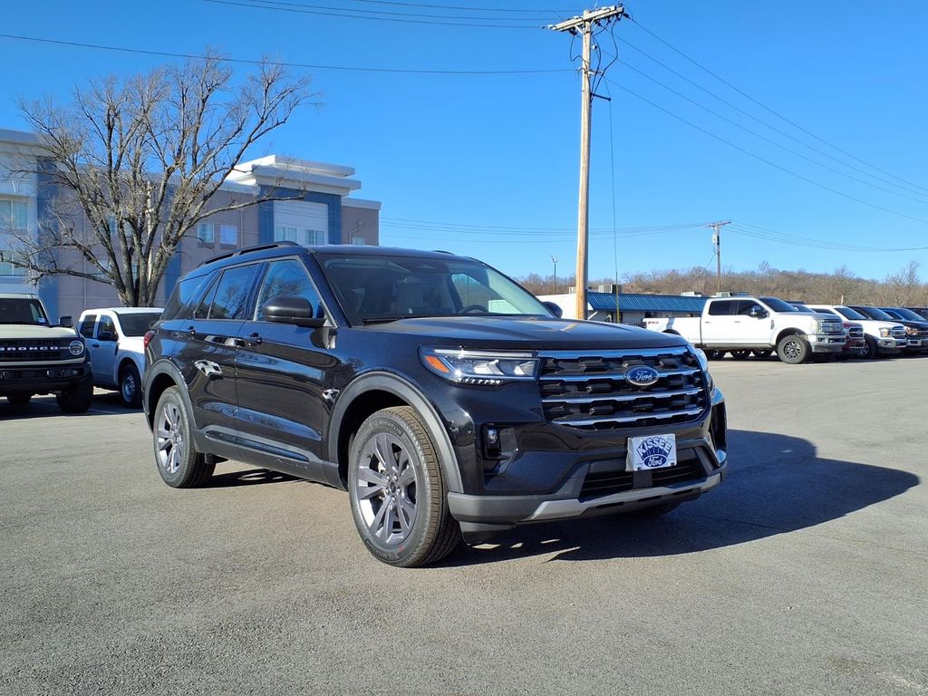 2026 Ford Explorer Active 4WD's photo