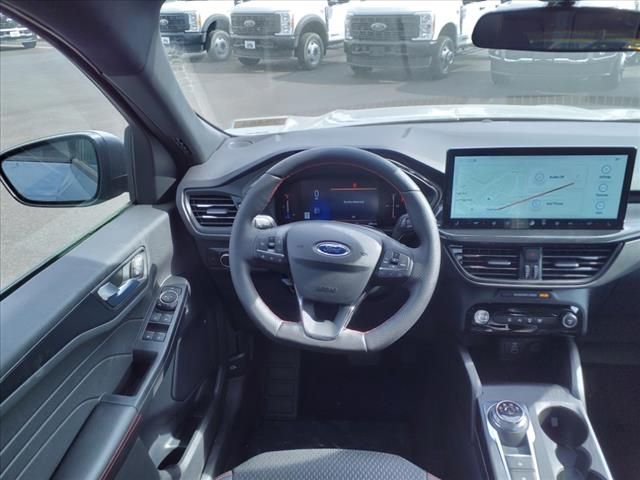 2025 Ford Escape ST-Line photo 3