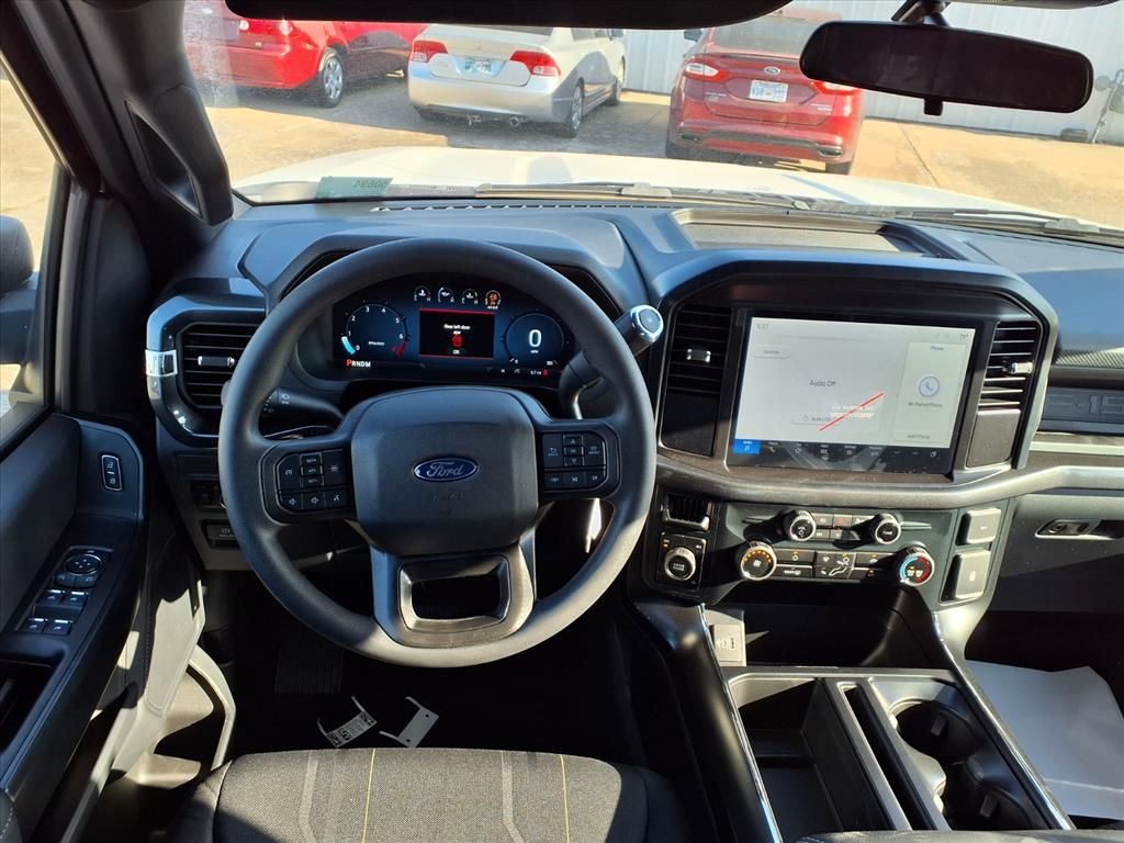 2025 Ford F-150 STX photo 3