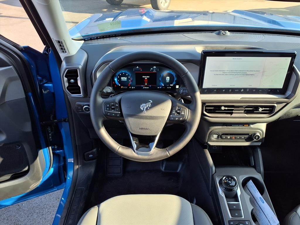 2025 Ford Bronco Sport Badlands photo 2