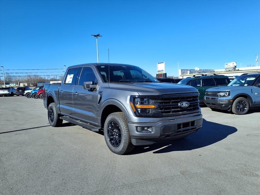 New 2025 Ford F-150 XLT TRUCK