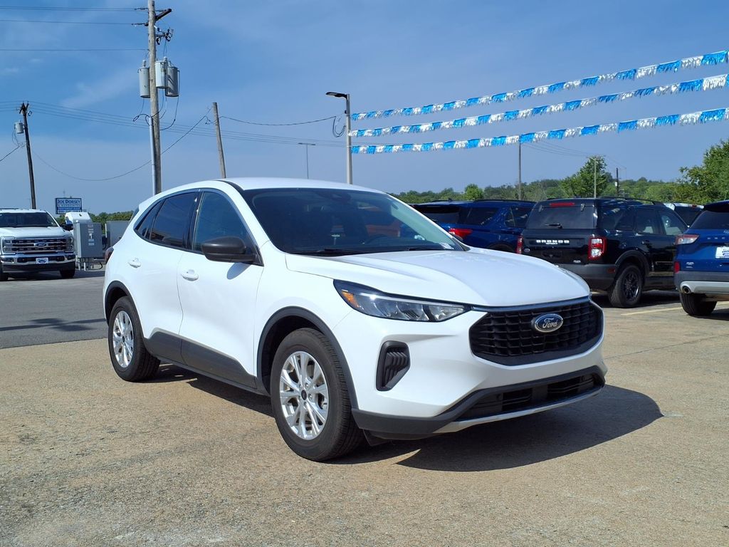 2024 Ford Escape