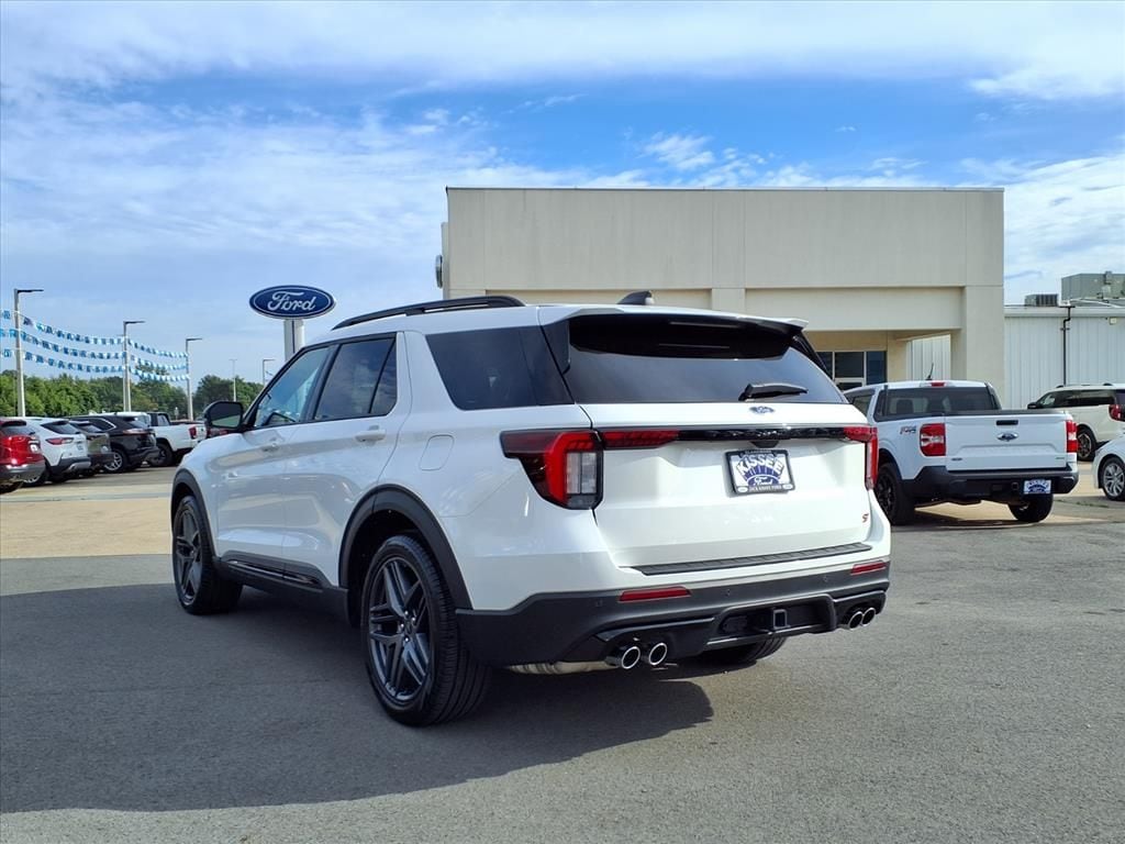 Used 2025 Ford Explorer ST SUV