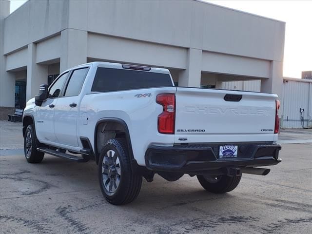 Used 2021 Chevrolet Silverado 2500HD Custom with VIN 1GC4YME70MF266497 for sale in Claremore, OK