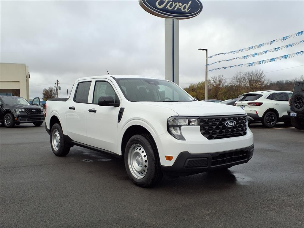 2025 Ford Maverick XL's photo