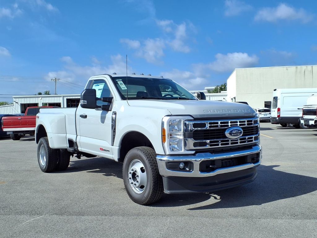 2026 Ford F-350 XLT 4x4 Regular Cab 8' Box DRW's photo