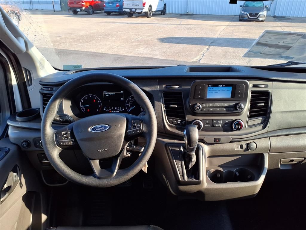 2025 Ford Transit photo 3