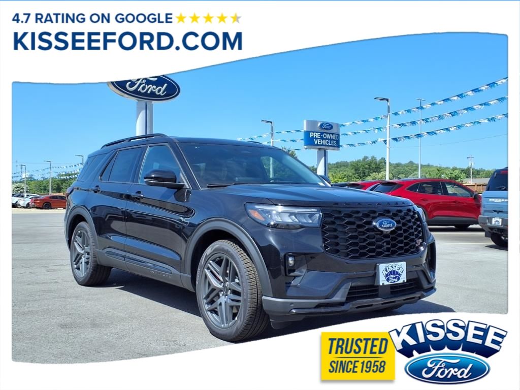 2025 Ford Explorer ST's photo