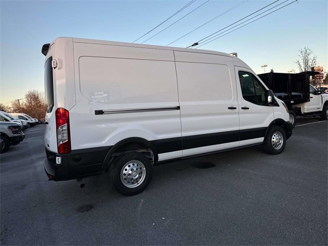 2024 Ford Transit photo 4