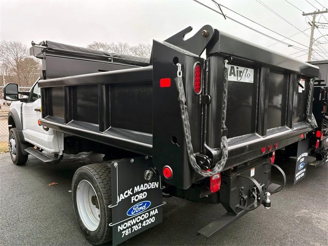 2024 Ford F-550 photo 2