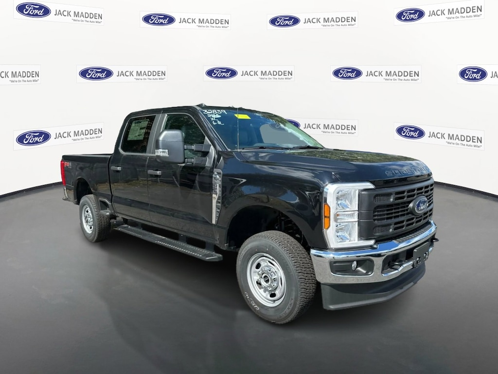 New 2025 Ford Super Duty XL XL 4WD Crew Cab 6.75 Box