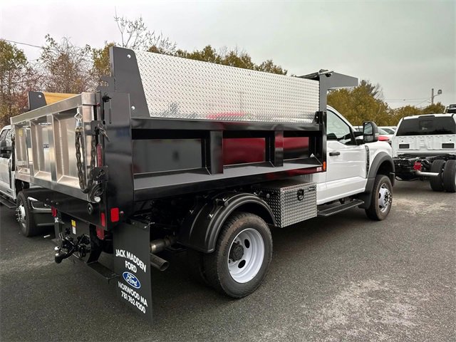2024 Ford F-550 photo 3