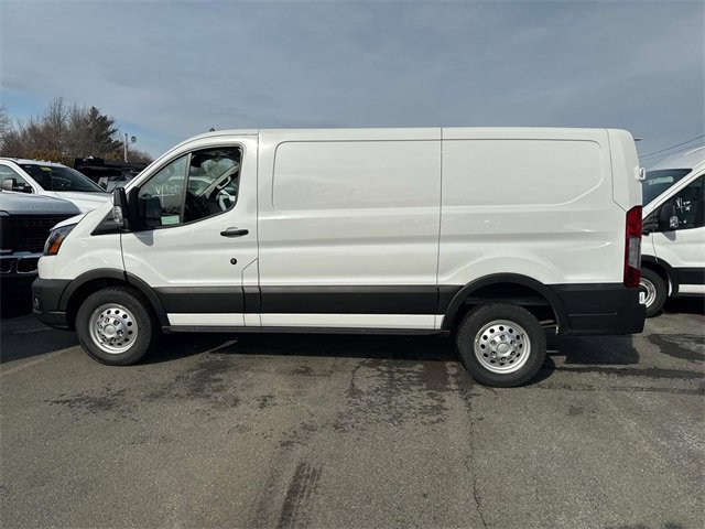 2024 Ford Transit photo 2