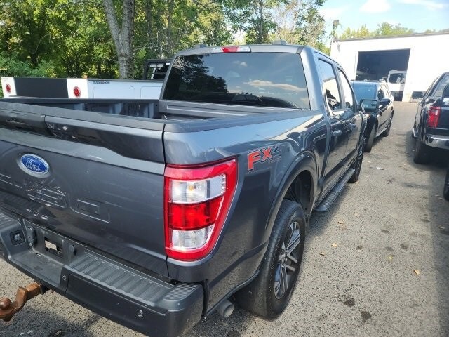 2022 Ford F-150 XL photo 3