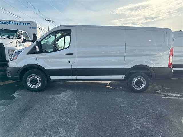 2025 Ford Transit photo 2