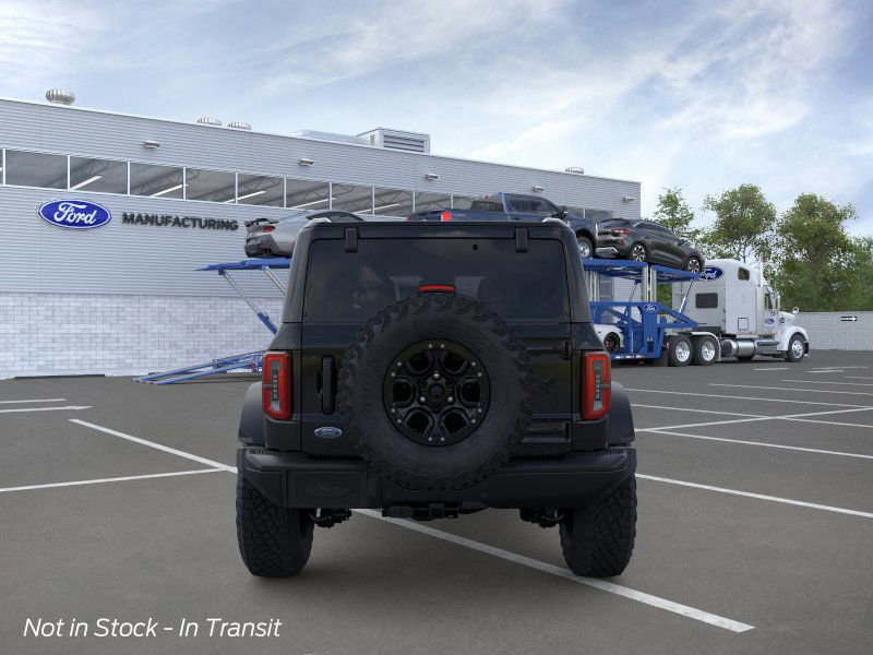 2025 Ford Bronco Badlands photo 3