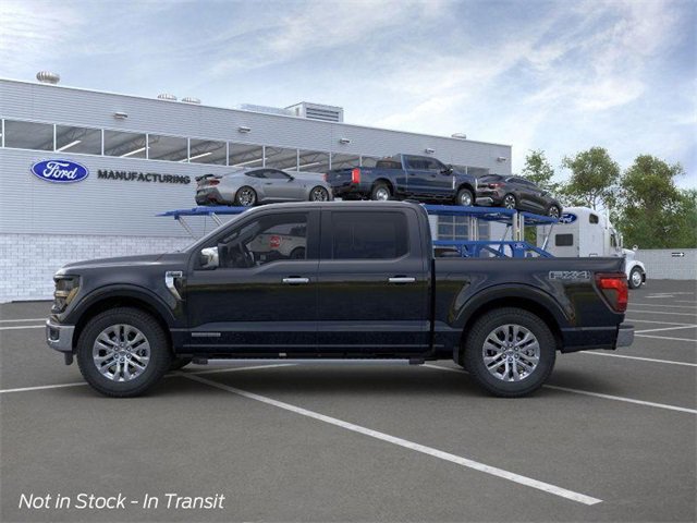 2025 Ford F-150 XLT photo 3
