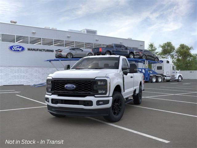 2025 Ford F-350 photo 2