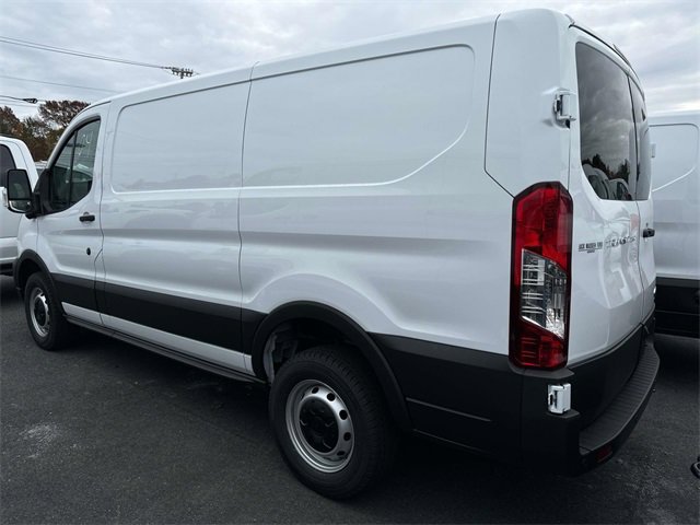 2024 Ford Transit photo 2