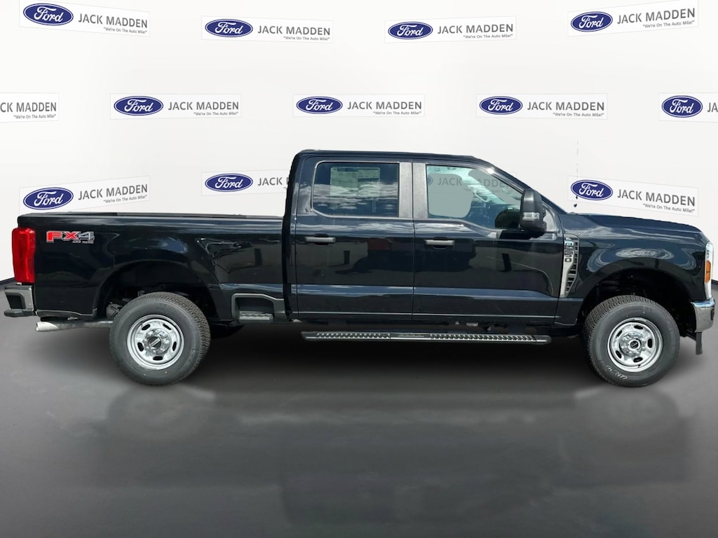 New 2025 Ford Super Duty XL XL 4WD Crew Cab 6.75 Box
