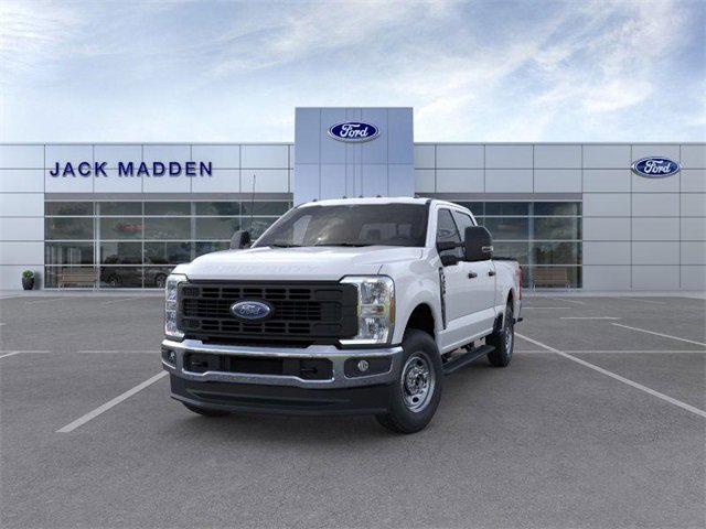 2025 Ford F-250 photo 2