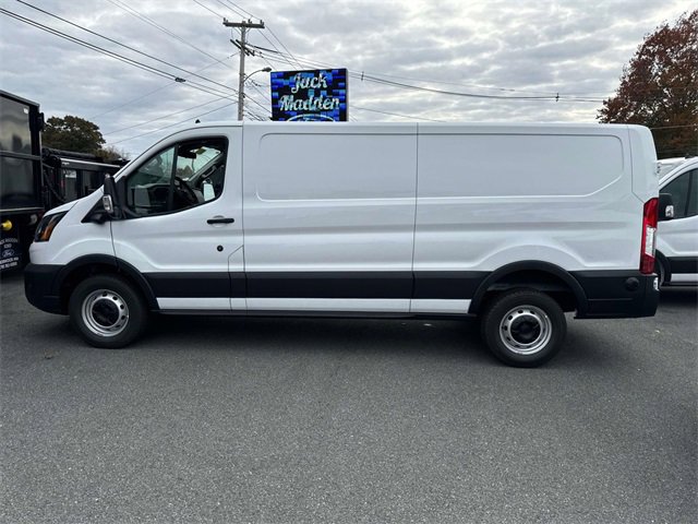 2024 Ford Transit photo 3