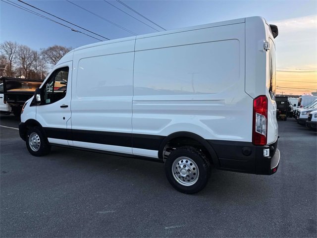 2024 Ford Transit photo 3