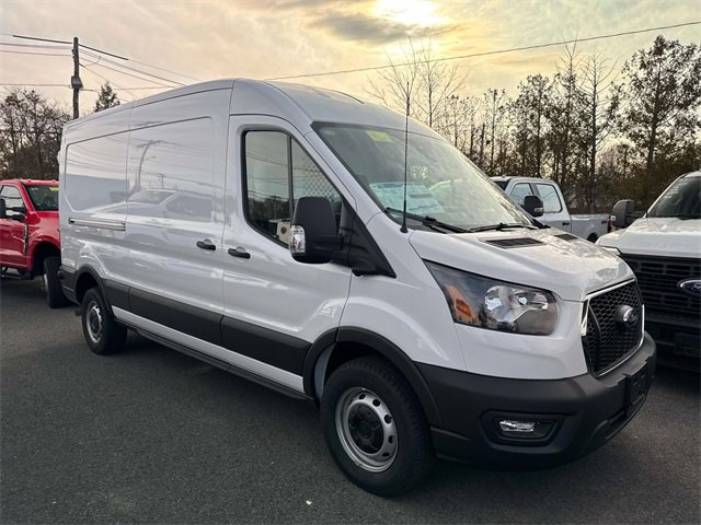 2024 Ford Transit photo 4