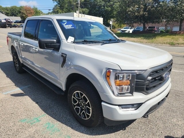 2023 Ford F-150 XLT photo 3