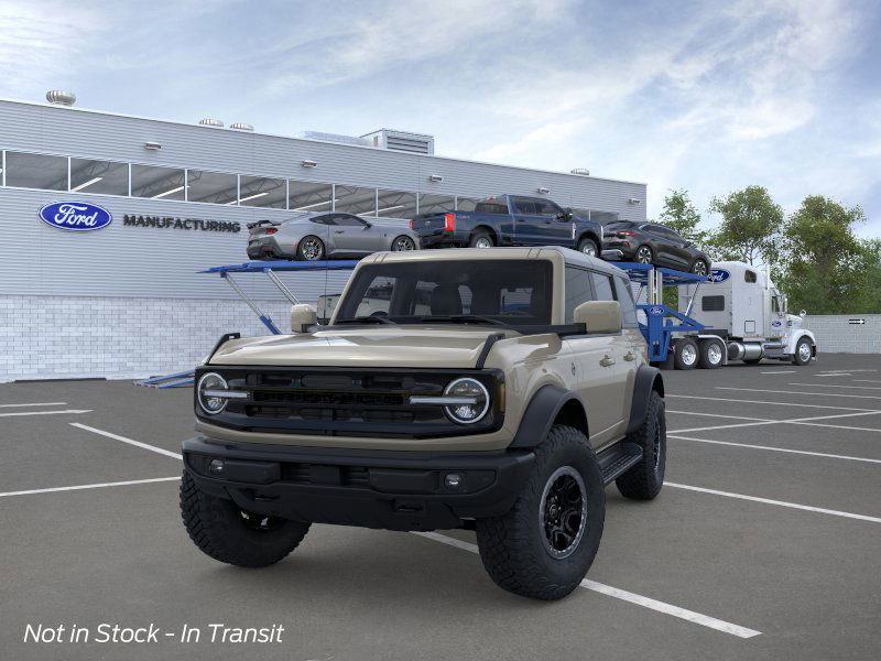 2025 Ford Bronco Outer Banks photo 2