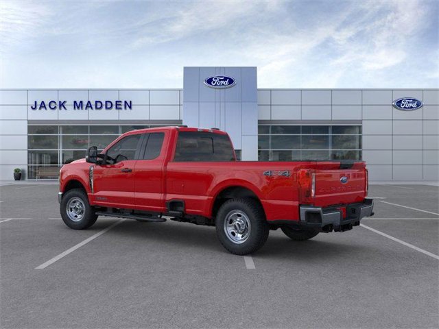 2025 Ford F-350 photo 4
