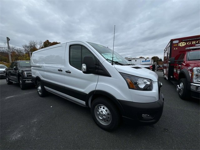 2024 Ford Transit photo 4