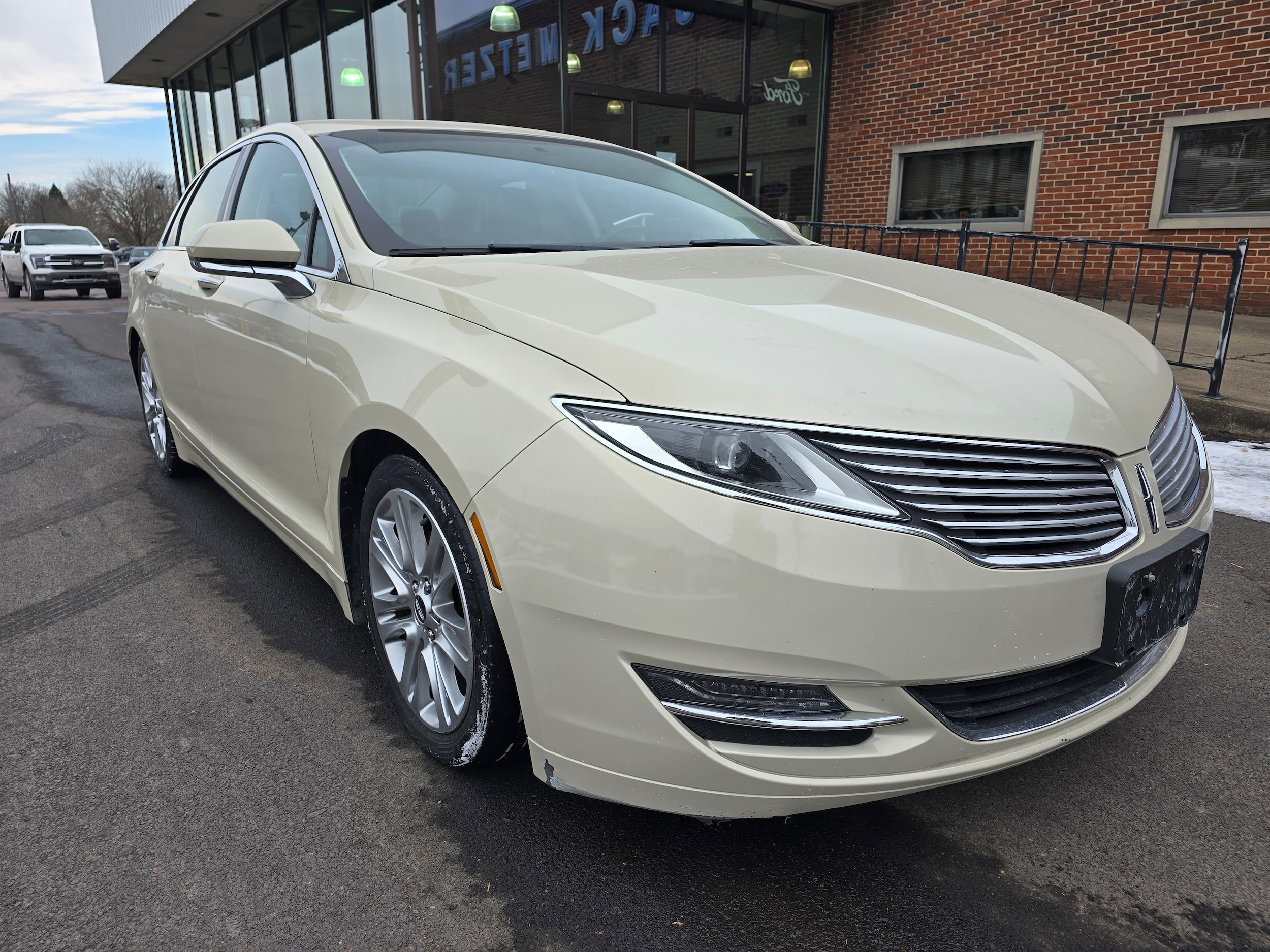 2014 Lincoln MKZ Base's photo