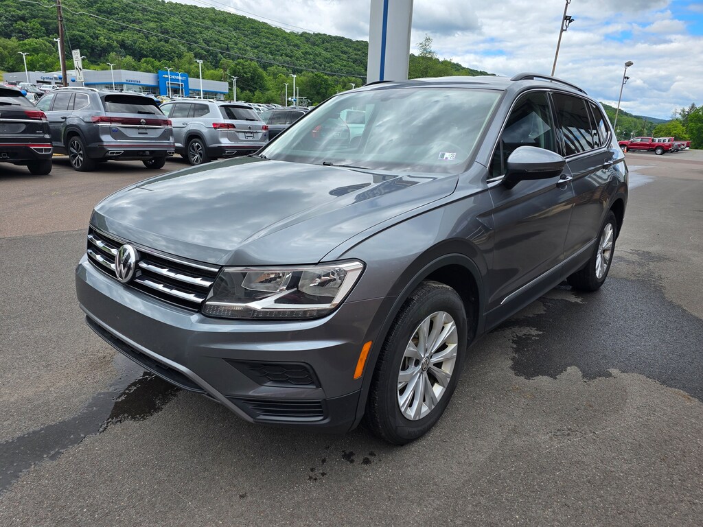 Used 2018 Volkswagen Tiguan 2.0T SE 4MOTION SUV