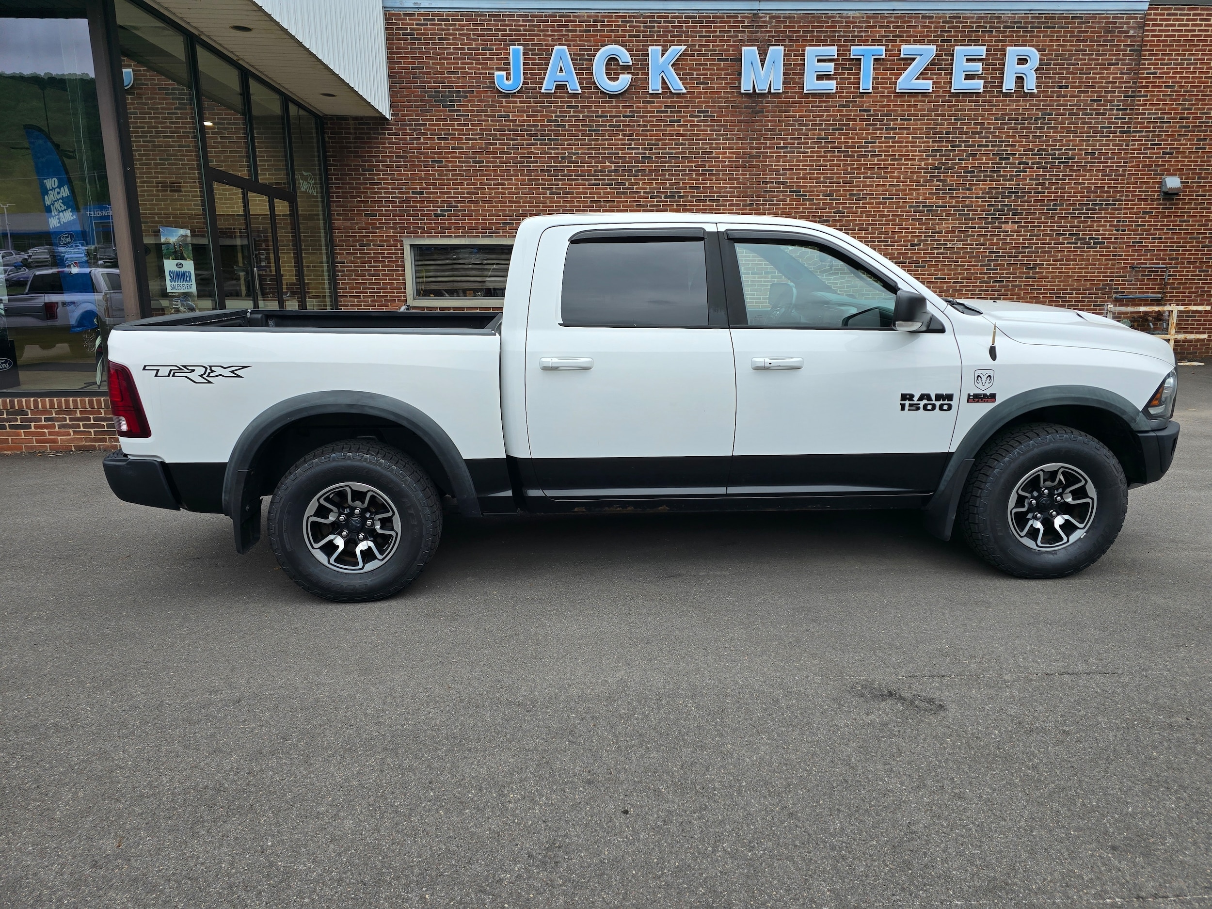2016 RAM Ram 1500 Pickup Rebel - Photo 8