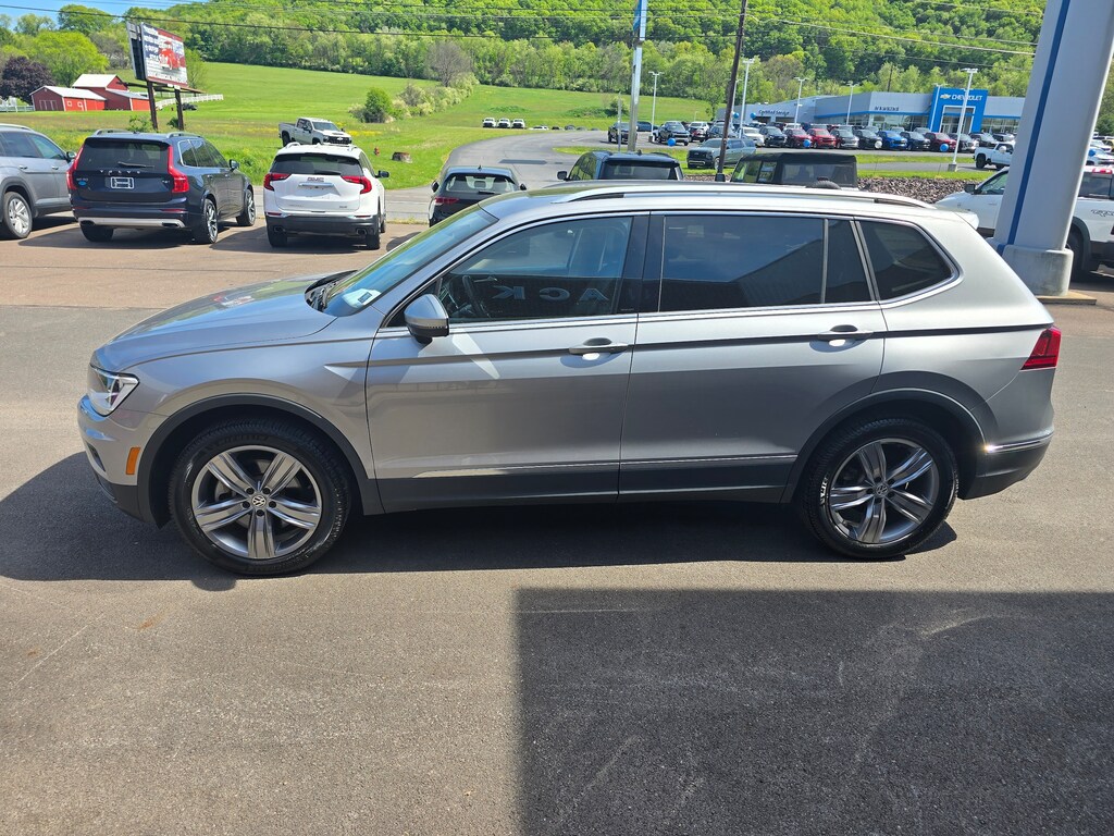 Used 2021 Volkswagen Tiguan 2.0T SE 4MOTION SUV