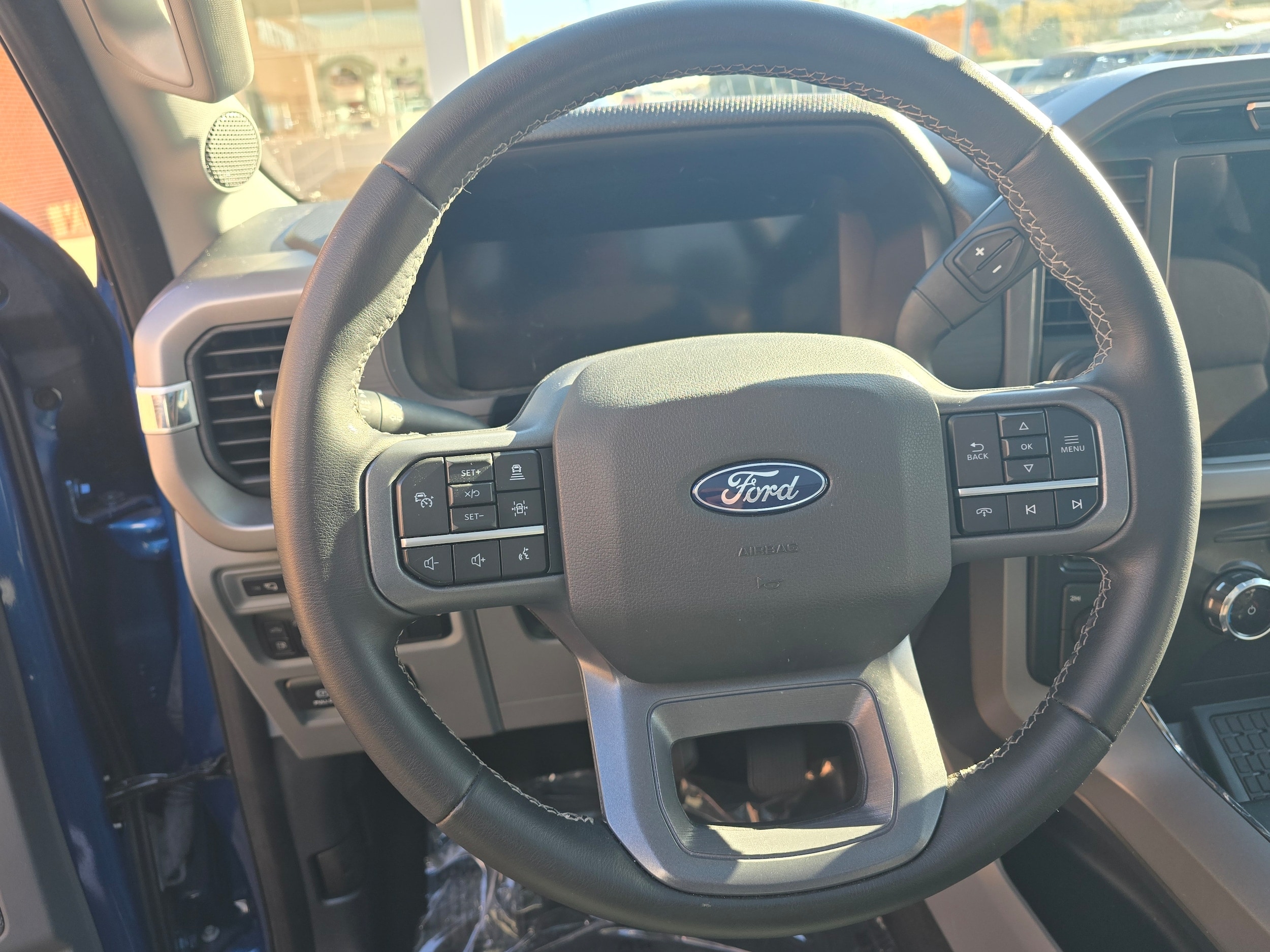 2024 Ford F-150 XLT - Photo 18